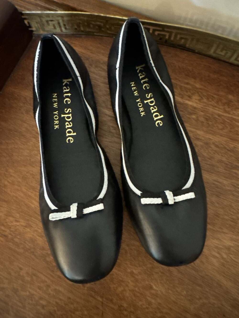 Kate Spade Claudette Leather Ballet Flats in Black/White Trim